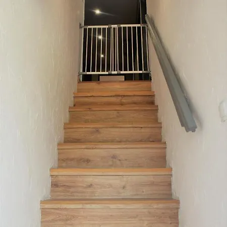 Dobre Wakacje, 8 Km Od Mielna I Od Koszalina *